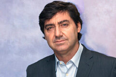 “Los españoles se dividen cuando tienen que asistir a varios juicios a la vez…y punto” Óscar Fernández León