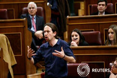 Podemos registra grupo con 65 diputados, cuatro de Compromís piden grupo propio Pablo Iglesias, durante gesticulando en el Congreso el pasado día 13 de enero