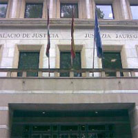 La justicia es lenta, pero llega…hasta a las sedes parlamentarias. Fachada del Tribunal Superior de Justicia del País Vasco