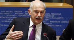 Papandreu se dirige al Comité Especial sobre la Crisis Financiera, Económica y Social en el Parlamento Europeo, en Bruselas, el 18 de marzo de 2010.