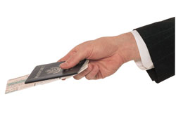 El Tribunal Supremo se pronuncia sobre la solicitud de renovación del pasaporte como declaración voluntad para conservar la nacionalidad española Pasaporte