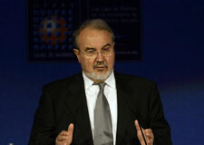 «Si la marea es la economía, las cajas son el corcho, y el corcho nunca se hunde aunque baje el agua» Si la marea es la economía, las cajas son el corcho, y el corcho nunca se hunde aunque baje el agua