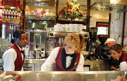 El PIB baja un 0,3% en el tercer trimestre y un 4,0% interanual El PIB baja más de lo esperado en el segundo trimestre