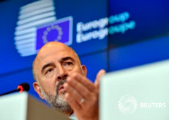El comisario europeo de Economía, Pierre Moscovici, en una confrencia de prensa en Luxemburgo, el 5 de octubre de 2015
