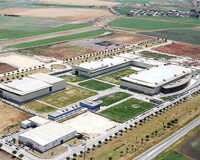 Expediente a España de la CE por no expedir a tiempo autorizaciones a industrias ya en funcionamiento expediente a España de la CE