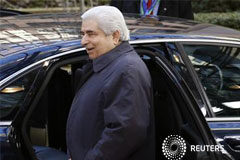 Chipre, cerca de un acuerdo de rescate con la UE y el FMI el presidente chipriota, Demetris Christofias, sale de la sede del consejo europeo tras la primera sesión de cumbre europea sobre el presupuesto en Bruselas, el 22 de noviembre de 2012