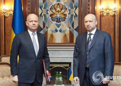 El presidente interino de Ucrania pide a Rusia que detenga su agresión