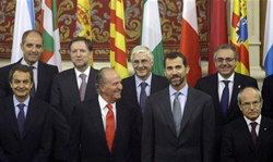 Foto de familia de la Conferencia de Presidentes, en Madrid, el 14 de diciembre de 2009.