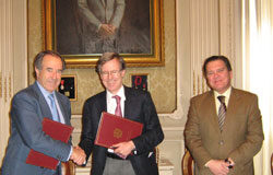 Acuerdo para impulsar la imagen exterior del sector jurídico de Madrid Unión entre Promomadrid y el ICAM