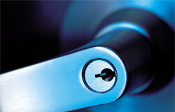 Urge compatibilizar sociedad de la información y protección de datos Urge compatibilizar sociedad de la información y protección de datos