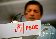 El presidente de la gestora provisional del PSOE, Javiér Fernández, en rueda de prensa en Madrid el 23 de octubre de 2016 El presidente de la gestora provisional del PSOE, Javiér Fernández, en rueda de prensa en Madrid el 23 de octubre de 2016