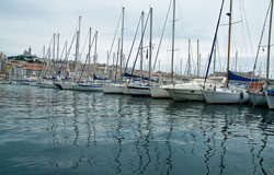 Más eficiencia y competitividad en los puertos españoles Más eficiencia y competitividad en los puertos españoles