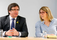 El expresidente Carles Puigdemont y la diputada de JXC Elsa Artadi en Berlín, el 5 de mayo de 2018