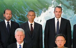 Pyongyang libera a dos periodistas tras la visita de Clinton Pyongyang libera a dos periodistas tras la visita de Clinton