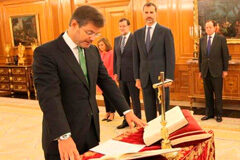 Catalá anuncia su intención de aprobar “a toda máquina” las reformas de Justicia Rafael Catalá Polo