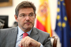 Catalá anuncia a los procuradores que «en las próximas semanas» limitará las subastas electrónicas a días laborables Rafael Catalá Polo