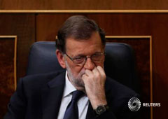 El presidente de España, Mariano Rajoy, en el debate de la sesión de investidura en el Congreso de los Diputados en Madrid, España, el 29 de octubre de 2016