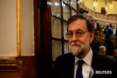 Rajoy apoya a un cuestionado fiscal anticorrupción y defiende su independencia Rajoy en el Congreso el 3 de mayo de 2017
