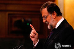 Rajoy defiende las reformas frente a los reproches en materia de corrupción Rajoy gesticula durante un pleno sobre corrupción en el Congreso, en Madrid el 30 de agosto de 2017.