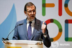 El PP ganaría elecciones en España y sigue el auge de Ciudadanos, según el CIS El candidato del Partido Popular y presidente del Gobierno, Mariano Rajoy, durante un acto en Madrid, el 1 de diciembre de 2015