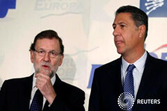 PP, PSC y Ciudadanos piden al TC que frene la tramitación soberanista catalana El presidente del PP en Cataluña, Xavier García Albiol, junto al presidente del Gobierno, Mariano Rajoy, en un acto en Madrid el 9 de septiembre de 2015