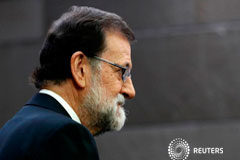 Rajoy ve el 155 como única salida en Cataluña para evitar más daño económico El presidente del gobierno en una rueda de prensa en Moncloa el 21 de octubre de 2017