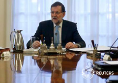 El presidente español Mariano Rajoy en la reunión del Consejo de Ministros, en el palacio de la Moncloa, Madrid, 11 de noviembre de 2015