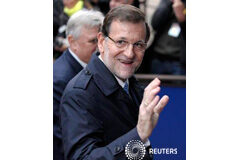 España convocará al embajador de EEUU por las noticias sobre el espionaje El presidente del Gobierno, Mariano Rajoy, llega a la cumbre de Bruselas el 24 de octubre de 2013
