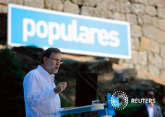 El presidente del PP, Mariano Rajoy, en Soutomaior el 31 de agosto de 2013