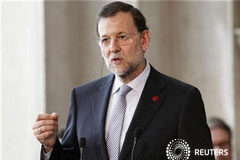 Rajoy: España tomará pronto nuevas medidas económicas Mariano Rajoy interviene en una rueda de prensa en Villa Madama, en Roma
