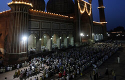 Malasia azotará a una mujer por beber alcohol tras el Ramadán Malasia azotará a una mujer por beber alcohol tras el Ramadán