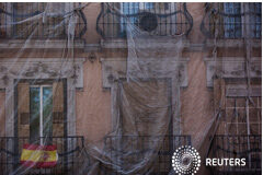 Hoy entra en vigor la Ley de Rehabilitación, Regeneración y Renovación Urbanas Un edificio de Madrid en rehabilitación