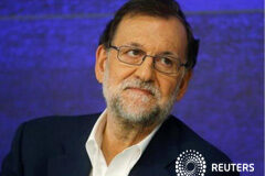 Rajoy alarga el suspense: ni da fecha de investidura ni acepta exigencias de C’s El presidente del Gobierno español en funciones, Mariano Rajoy, recibió el miércoles como se esperaba luz verde para negociar su eventual investidura con Ciudadanos (C"s), un trámite esencial pero no suficiente para su reelección. En la imagen, el preside