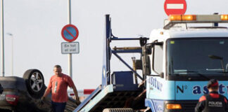 Investigación apunta a que la célula planeaba atentar con bombonas de butano en Cataluña Redacción de Reuters 2 MIN. DE LECTURA Las primeras hipótesis de la investigación por los atentados en Cataluña apuntan a que una célula extremista compuesta por unas ocho personas llevó a cabo los dos ataques al frustrase su plan inicial de realizar un