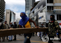 Redacción de Reuters 3 MIN. DE LECTURA A pesar de la presión en casa y desde el extranjero, el presidente de Venezuela, Nicolás Maduro, insistió el domingo en que la próxima semana se llevará a cabo la elección de los miembros de una Asamblea Constituye Redacción de Reuters 3 MIN. DE LECTURA A pesar de la presión en casa y desde el extranjero, el presidente de Venezuela, Nicolás Maduro, insistió el domingo en que la próxima semana se llevará a cabo la elección de los miembros de una Asamblea Constituye