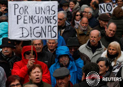 Noticias Principales 26 de septiembre de 2018 / 18:38 / hace 15 horas El Pacto de Toledo acuerda volver a revalorizar las pensiones con el IPC 3 MIN. DE LECTURA MADRID (Reuters) - Los grupos parlamentarios españoles han llegado a un acuerdo para volver