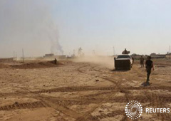 Aviones de la coalición liderada por Estados Unidos lanzaron el miércoles una serie de ataques contra el Estado Islámico en los alrededores de la ciudad iraquí de Faluya, dijeron funcionarios de Washington a Reuters y uno citó una estimación preliminar de