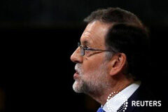 Rajoy reclama un gobierno longevo, fuerte y de amplio acuerdo El presidente del gobierno en funciones, Mariano Rajoy, apeló el martes en el Congreso a la necesidad de que España tenga un gobierno firme y longevo que despeje cualquier atisbo de incertidumbre internacional y que permita prolongar la expansión económic