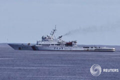 Dos barcos tratan de comprobar posibles señales del vuelo MH370 Dos barcos tratan de comprobar posibles señales del vuelo MH370