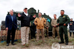 Trump amenaza con declarar el estado de emergencia desde la frontera Noticias Principales 11 de enero de 2019 / 8:42 / hace 5 horas Trump amenaza con declarar el estado de emergencia desde la frontera Por Jeff Mason y Richard Cowan 4 MIN. DE LECTURA MCALLEN, Texas/WASHINGTON (Reuters) - El presidente Donald Trump amenazó