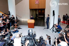 La líder de Hong Kong ve una «salida» del caos a través del diálogo La líder de Hong Kong, Carrie Lam, celebra una conferencia de prensa en Hong Kong, China, el 20 de agosto de 2019.