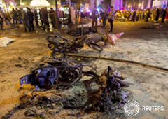 Una bomba colocada en uno de los santuarios más conocidos de la capital de Tailandia acabó el lunes con la vida de 22 personas, incluidos ocho extranjeros, e hirió a 123 personas, en un ataque que el Gobierno calificó como un intento por destruir la econo Una bomba colocada en uno de los santuarios más conocidos de la capital de Tailandia acabó el lunes con la vida de 22 personas, incluidos ocho extranjeros, e hirió a 123 personas, en un ataque que el Gobierno calificó como un intento por destruir la econo