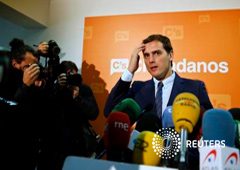 Rivera a su llegada a una conferencia de prensa en Madrid, el 27 de octubre de 2015