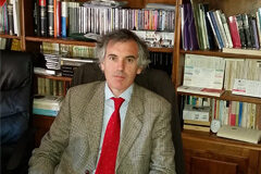 “Cada vez más se hace justicia pensando en el colectivo y no en el individuo que la necesita” SANTIAGO GONZÁLEZ-VARAS IBAÑEZ