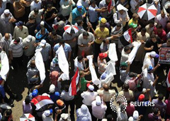 Seguidores del candidato islamista reunidos en la plaza Tahrir de El Cairo el 24 de junio de 2012