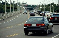 Cuando cambiamos las reglas del juego (o las señalizaciones). Un acercamiento al delito contra la seguridad vial del artículo 385 CP La Justicia dictó más de 26.800 condenas por delitos de tráfico desde la reforma del Código Penal