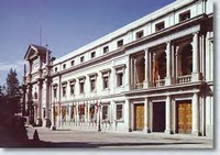 El Senado aprueba definitivamente la Ley Antidesahucios con los únicos votos del PP Edificio del Senado en Madrid.