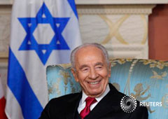 El expresidente de Israel, Shimon Peres, en una reunión con el gobernador general David Johnston (no aparece en la imagen) en el Rideau Hall en Ottawa, el 7 mayo de 2012