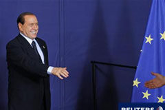 La Fiscalía quiere un juicio inmediato contra Berlusconi Berlusconi el 4 de febrero en Bruselas.