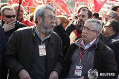 Los sindicatos convocan huelga general para el 29 marzo Los líderes de Comisiones Obreras de UGT